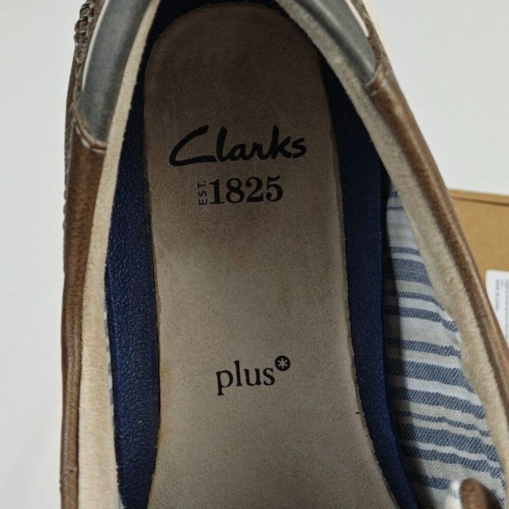 RARE Men's CLARKS Newood Street Lace Up Sneakers Leather Shoes US Size 9 - Picture 7 of 10